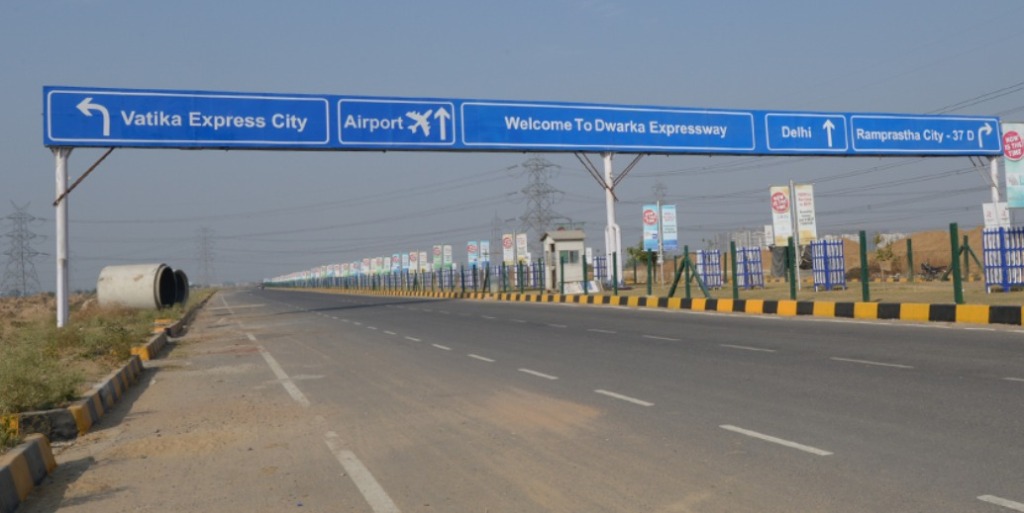 Smartworld Sector 113 Dwarka Expressway